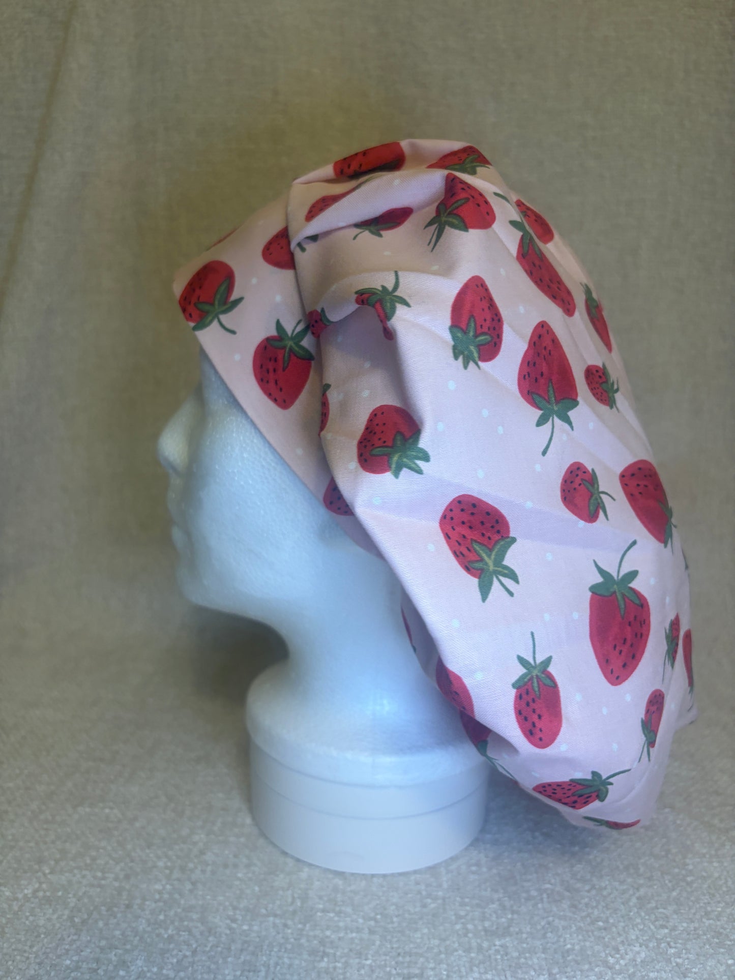 Bouffant/Ponytail: Strawberries