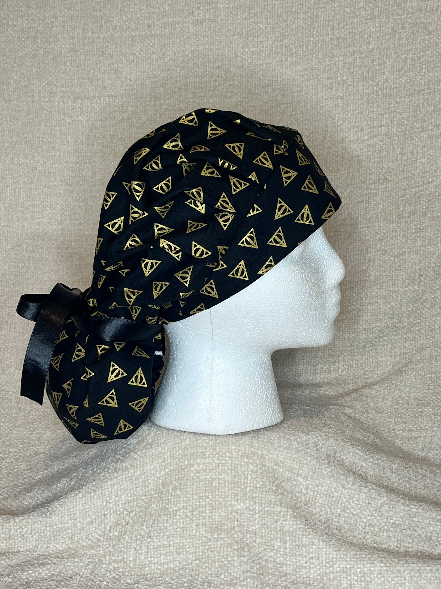 Bouffant/Ponytail: Deathly Hallows (Gold)
