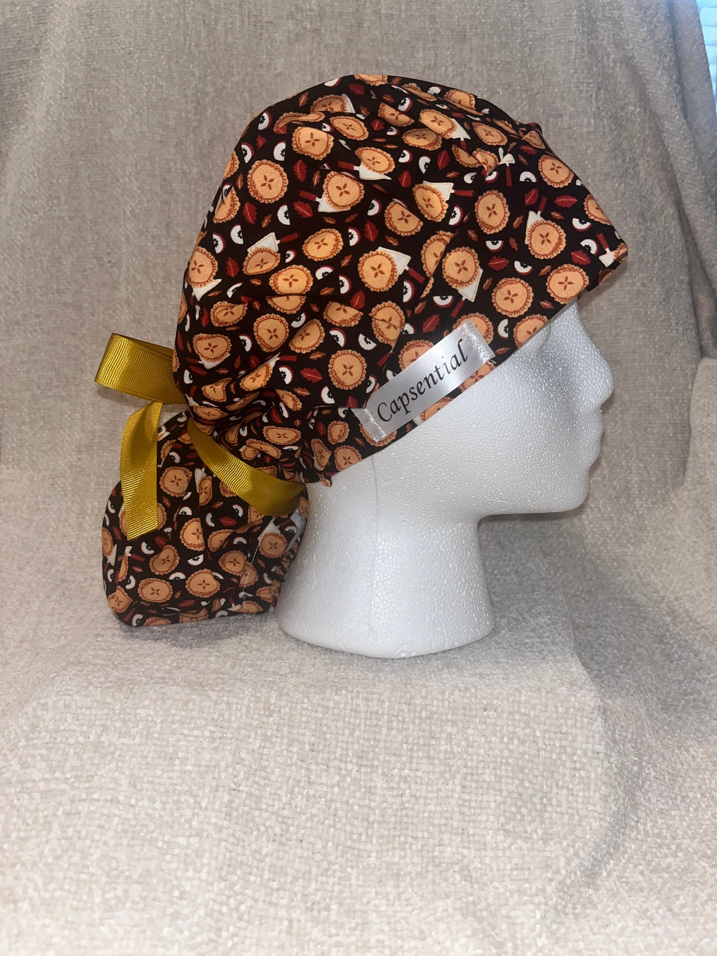 Bouffant/Ponytail: Apple Pie