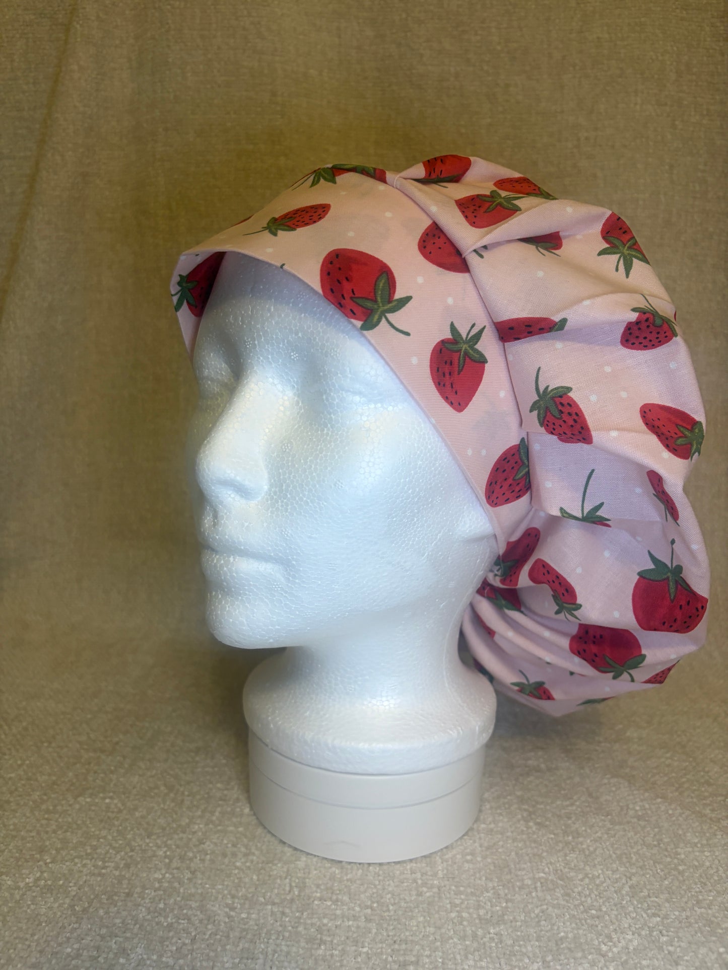 Bouffant/Ponytail: Strawberries