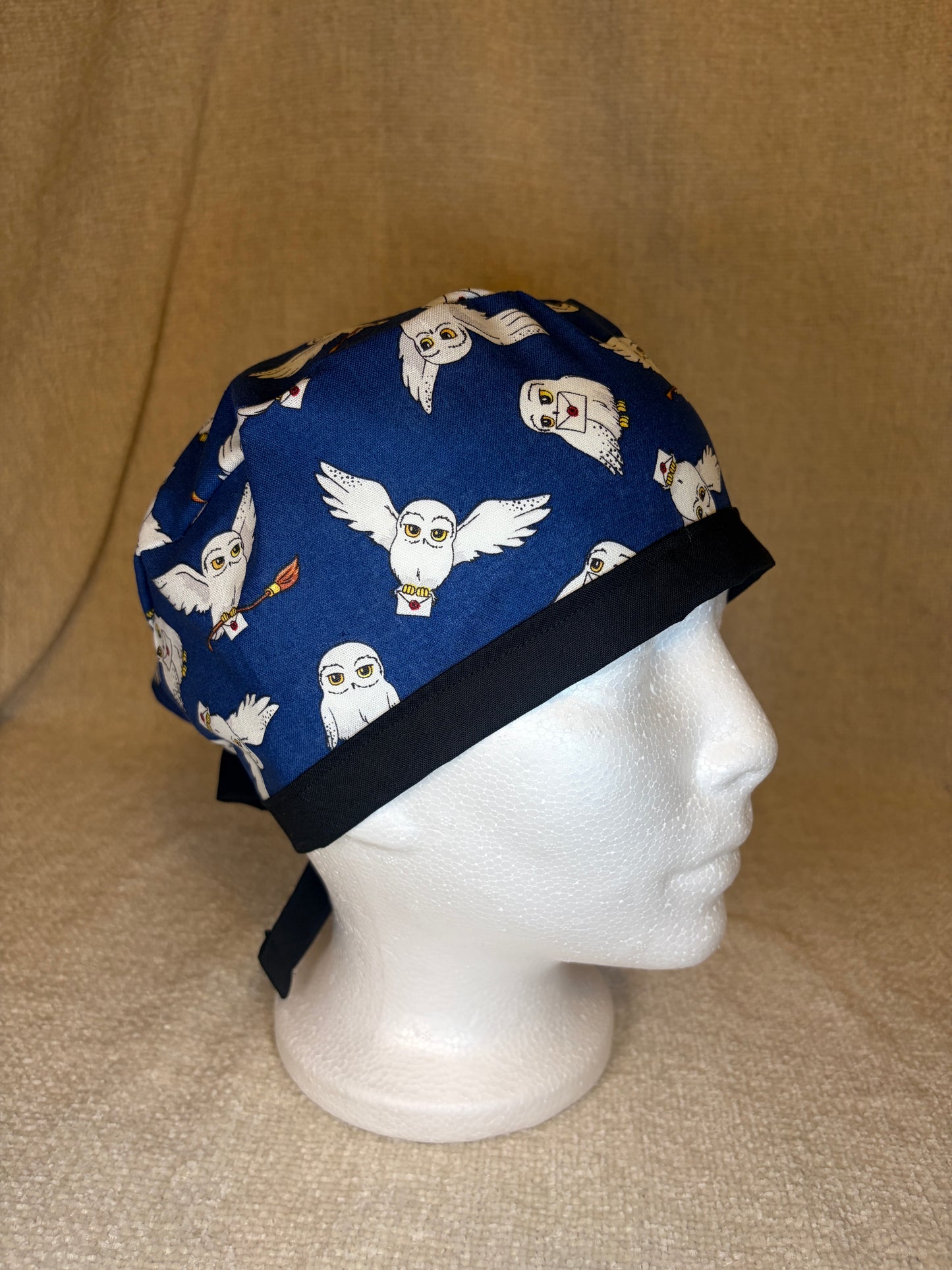 Messenger Owl Scrub Cap – Tie-Back Style | Capsential