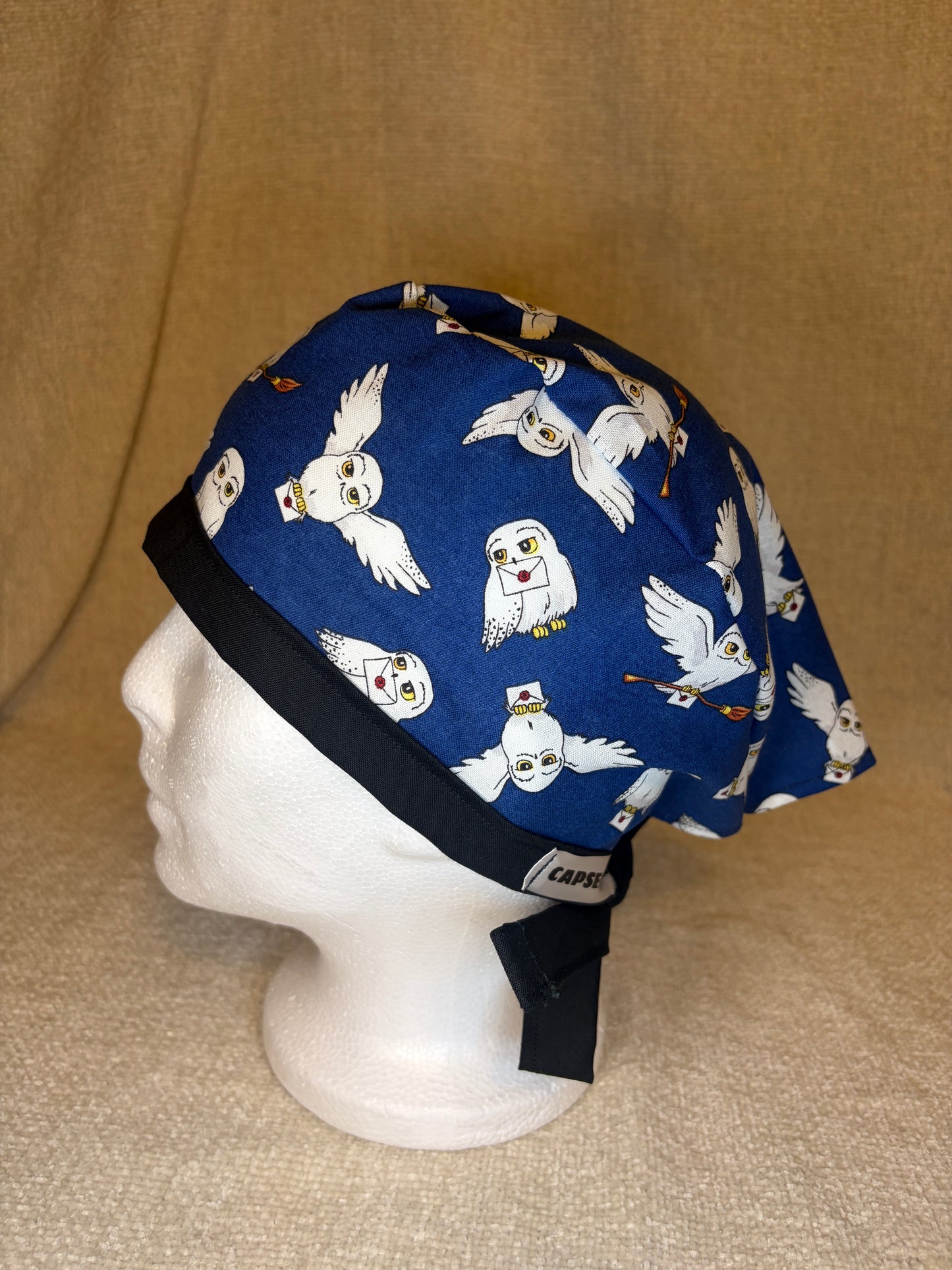 Messenger Owl Scrub Cap – Tie-Back Style | Capsential