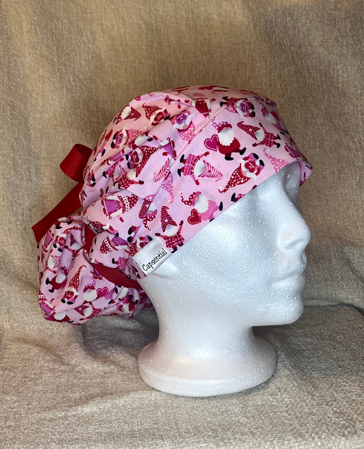 Bouffant/Ponytail: Valentine's Gnomes