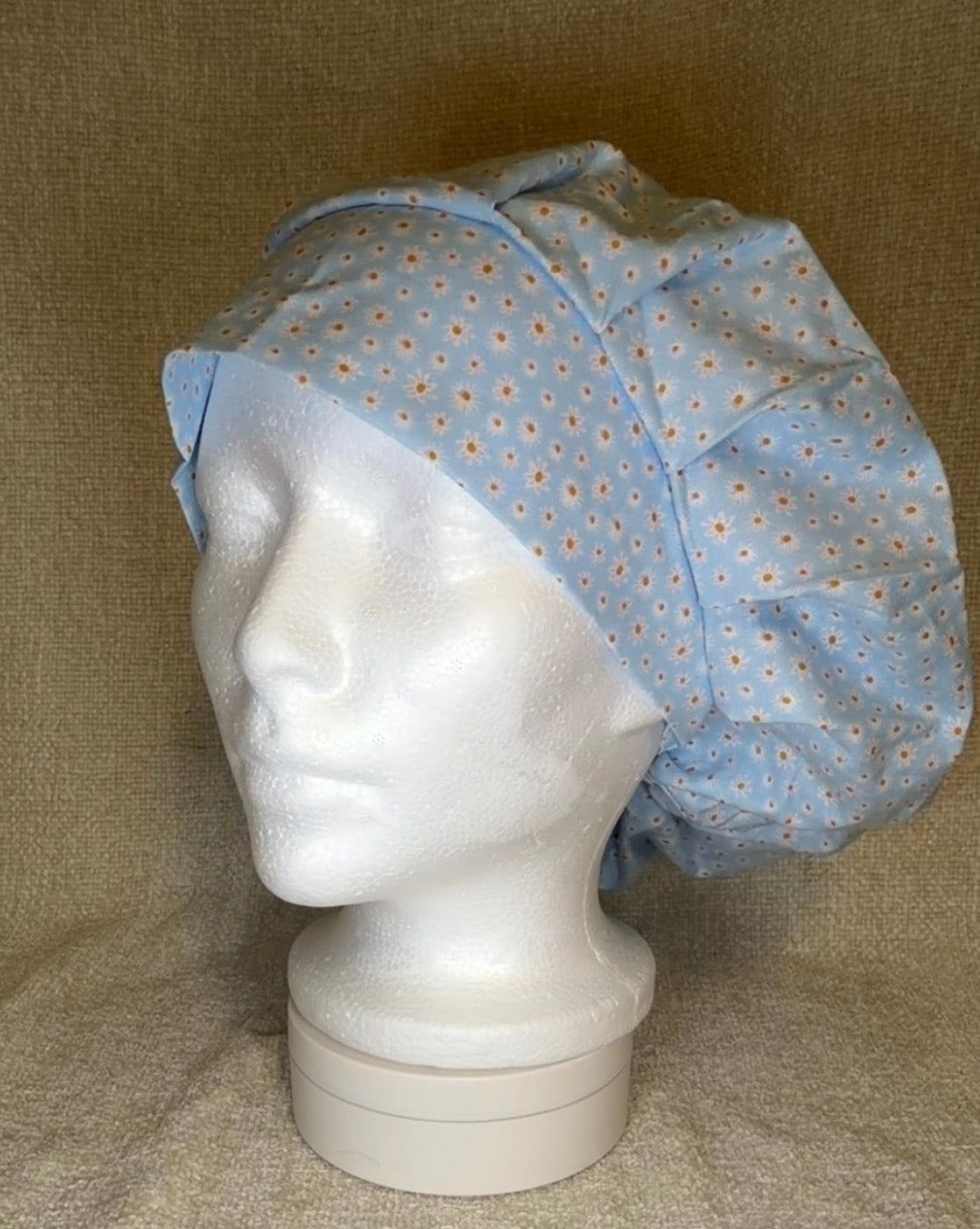 Blue Daisy Print Bouffant Scrub Cap | Capsential Scrub Caps