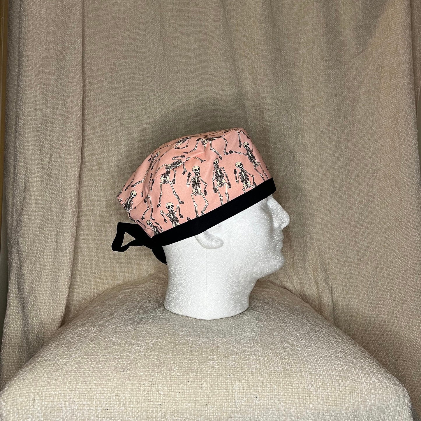 Tie: Dancing Skeletons on Pink